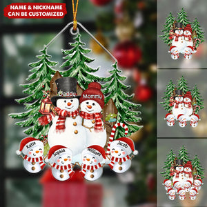 Cute Couple Snowman With Kids - Personalized Christmas Ornament